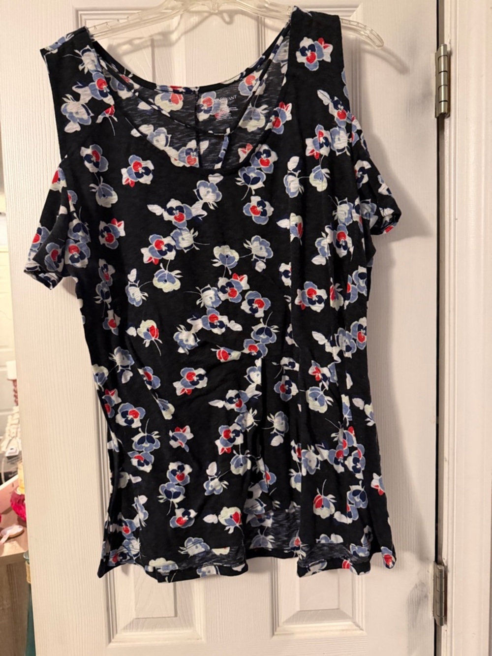 Lane Bryant Navy Cold-Shoulder Floral Tee with Blue and Red Accents